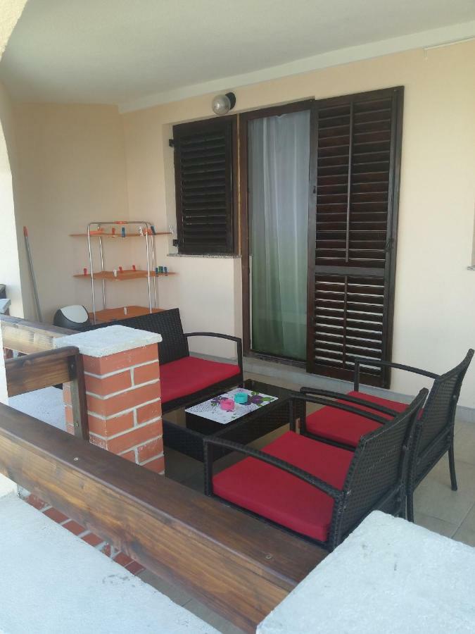 Ulica Zitna Xxvii Br.12 Apartman Ljevar Appartement Vir Buitenkant foto